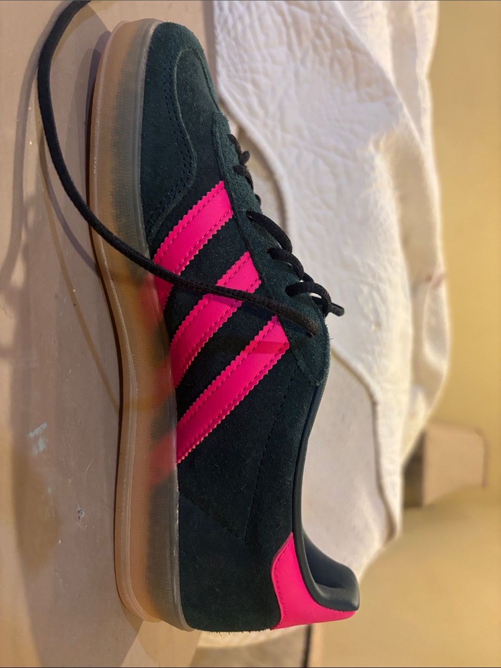 Women’s adidas Gazelle shoes Size: 5.5 Navy blue Suede Sneakers